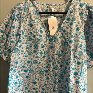 Draper James White Tee with Teal Floral Print V-Neck